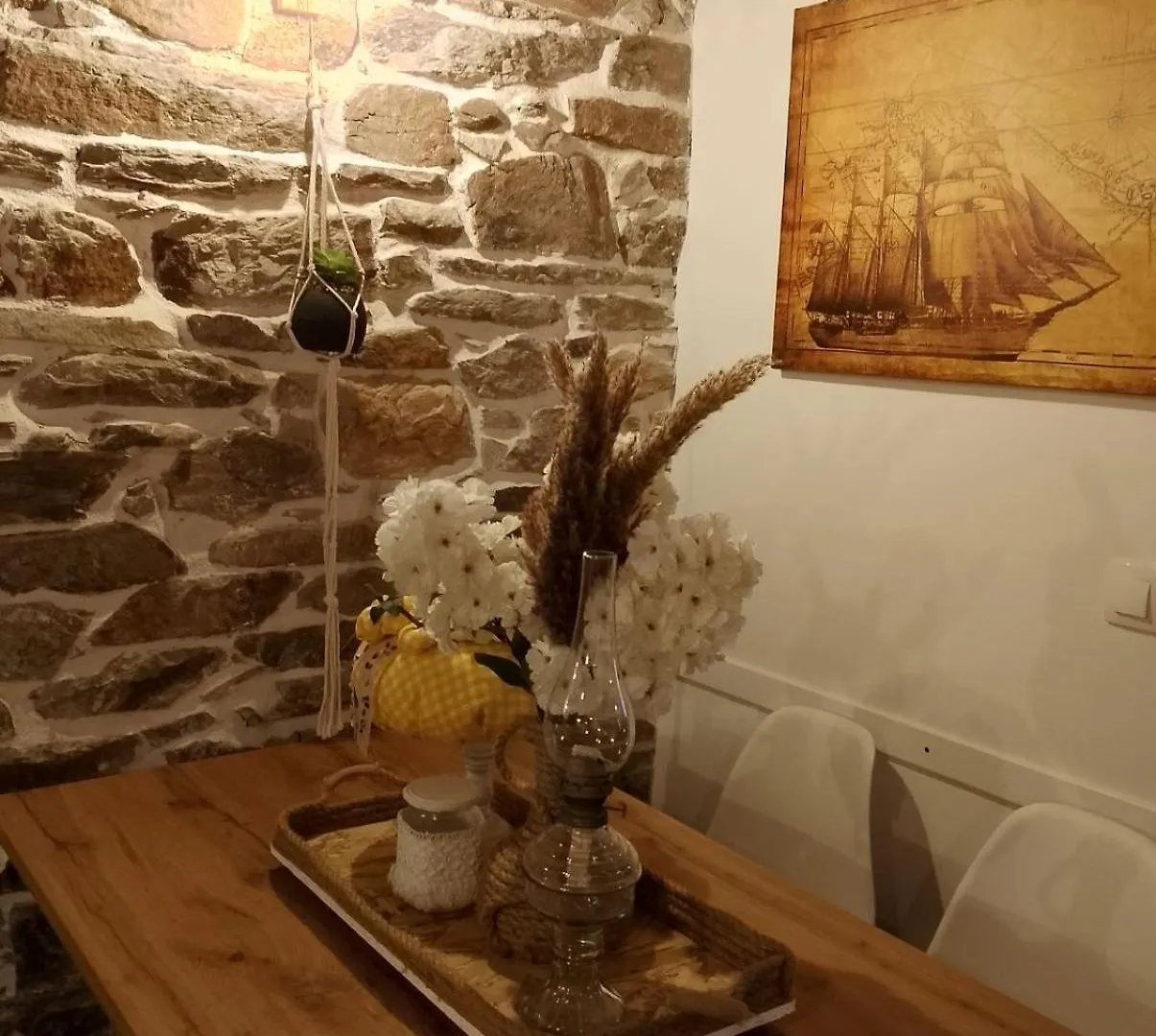 דירות ניקיטי Παραδοσιακό Πέτρινο Σπίτι